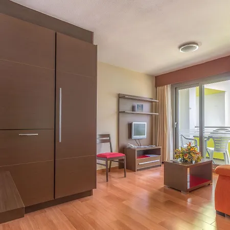 Livvo Hotel 4*