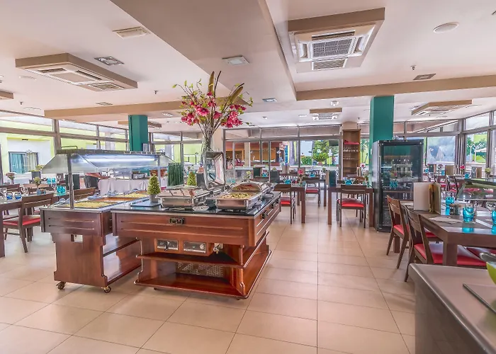 Livvo Отель Коральео